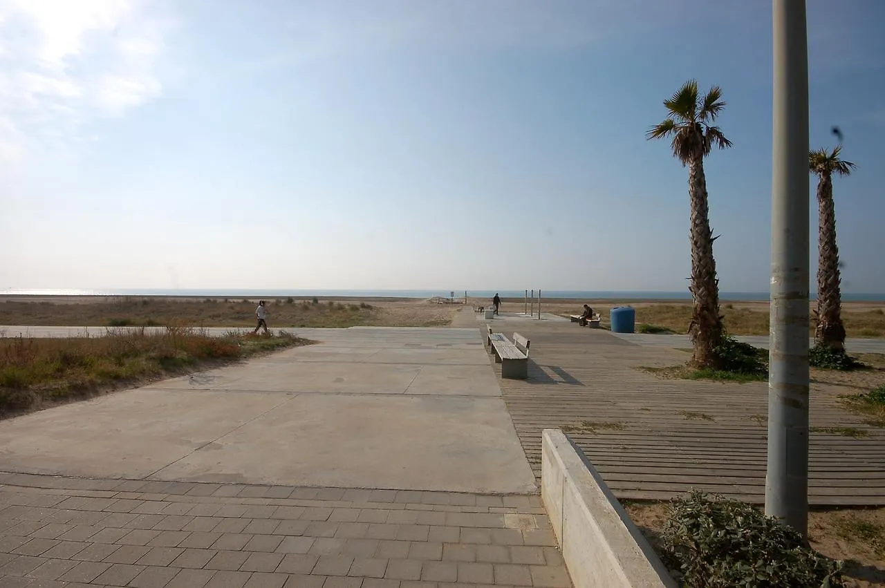 Apartment Lets Holidays New Flat Beachfront In Castelldefels