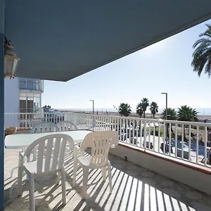 En 1era Linea Mar Con Terraza De 25m2 Castelldefels